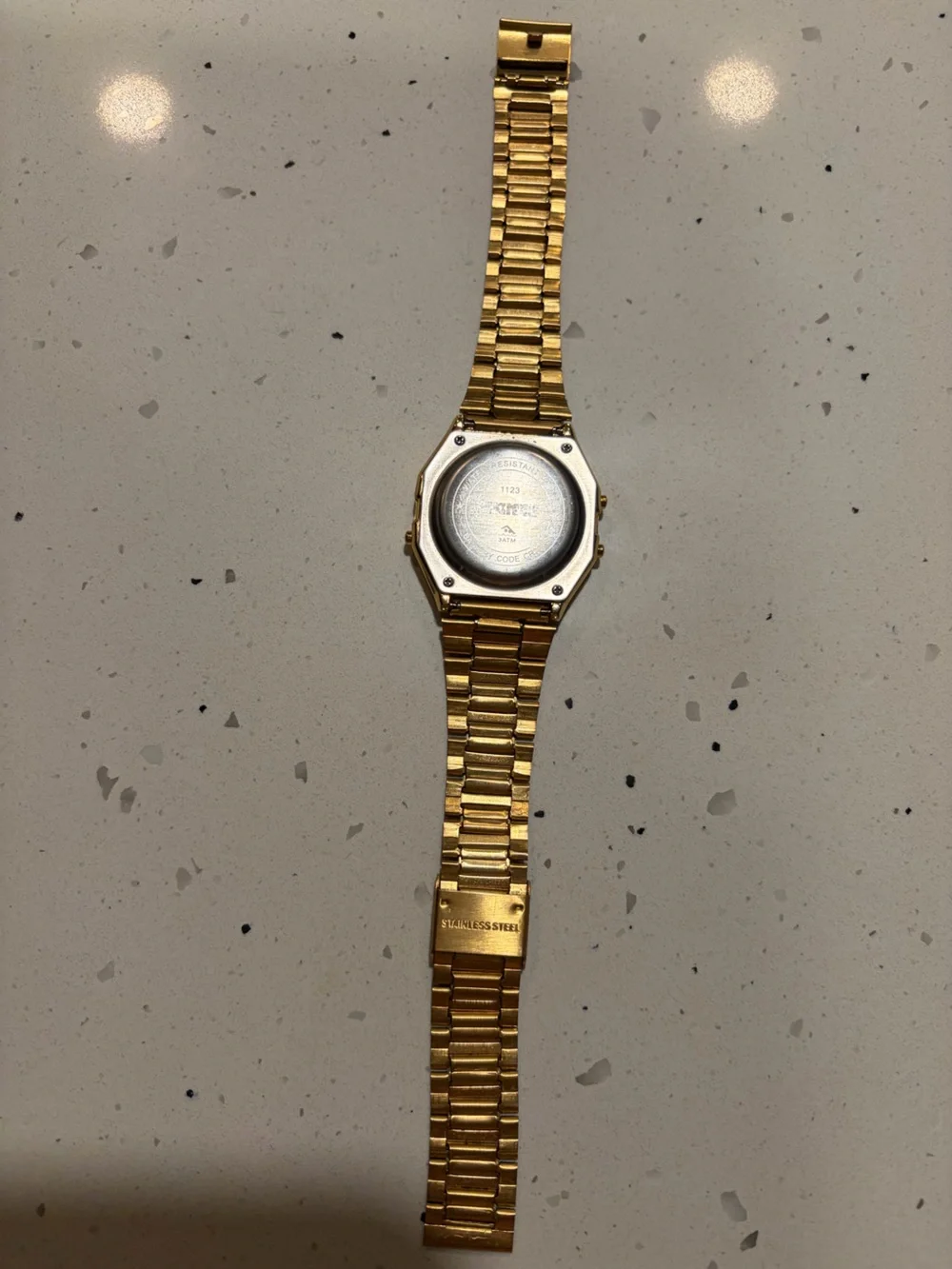 Skmei sleek gold